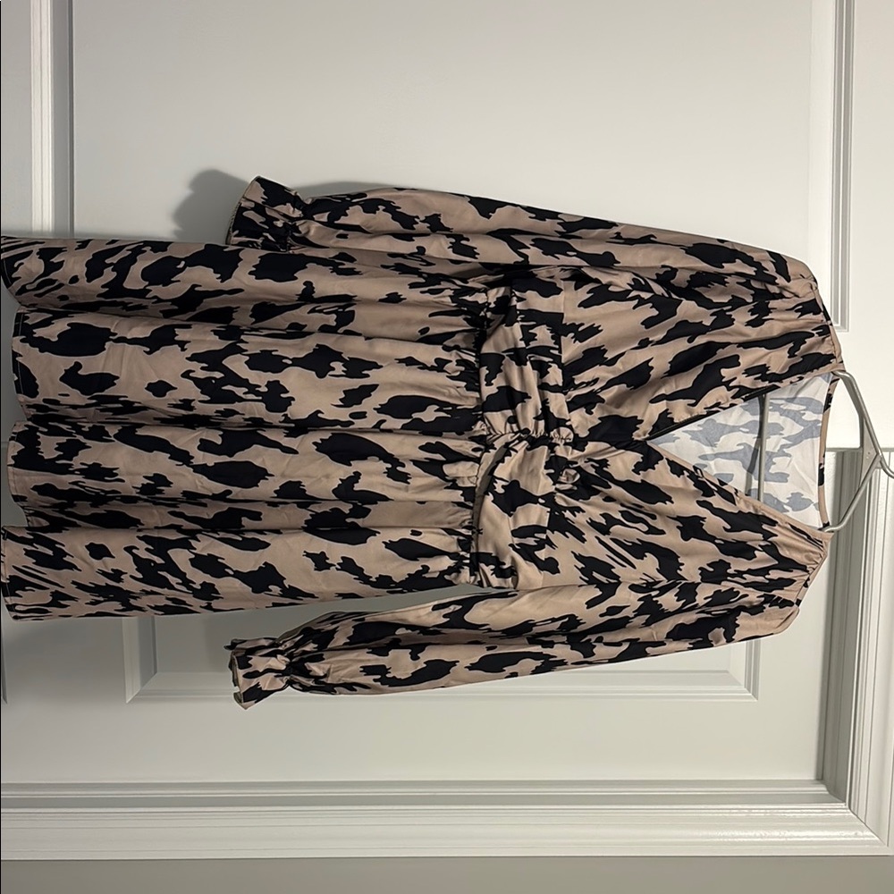 Elegant Long Sleeve Animal Print Dress